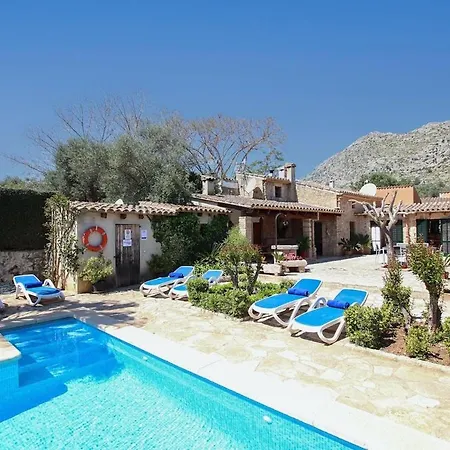 Near And Crystalline Beaches Of Cala Sant Vicenc By Renthousing * بويينسا