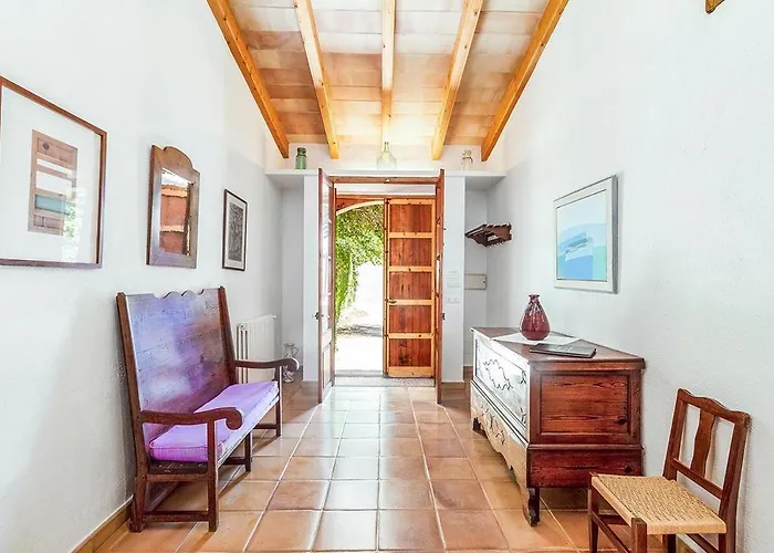 Вилла Near And Crystalline Beaches Of Cala Sant Vicenc By Renthousing