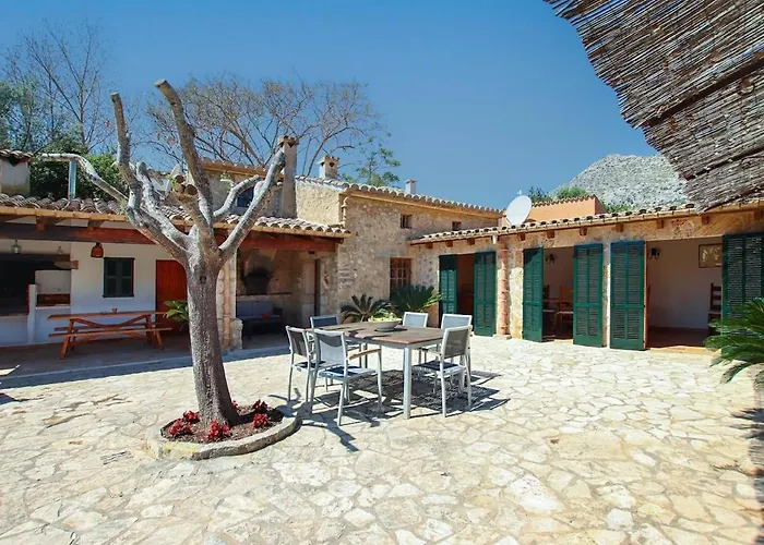 Вилла Near And Crystalline Beaches Of Cala Sant Vicenc By Renthousing