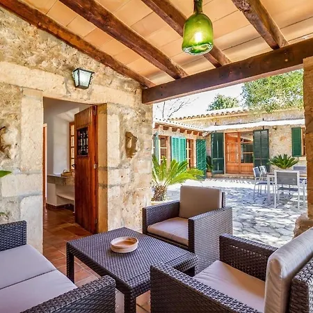Villa Near And Crystalline Beaches Of Cala Sant Vicenc By Renthousing Pollença
