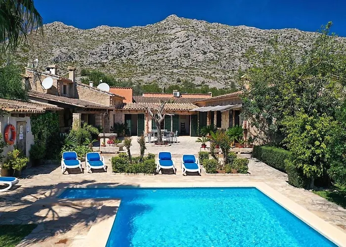 Willa Near And Crystalline Beaches Of Cala Sant Vicenc By Renthousing *